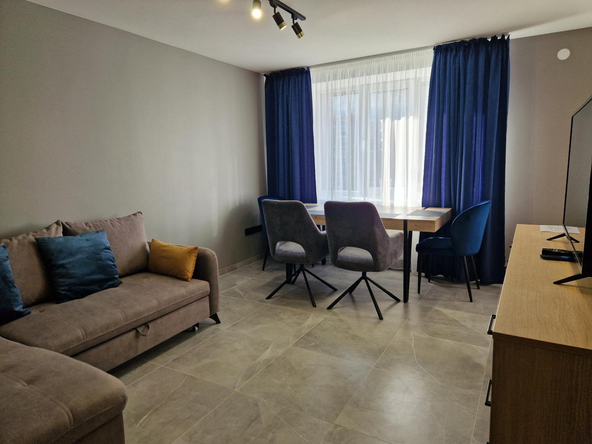 Vin Service Atbrivosanas Alley 119 Rēzekne Exteriér fotografie